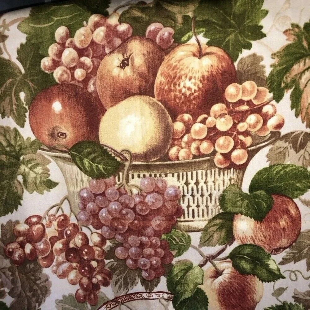 Handmade Fall Table Runner Fruit Basket Grapes 73